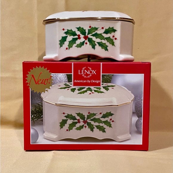 BNIB LENOX HOLIDAY ARCHIVE MUSICAL TRINKET BOX - Picture 12 of 14